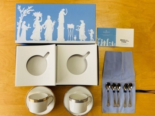 【未使用】ウェッジウッドWEDGWOOD  ペアティーカップ＆ソーサー＆ティースプーン