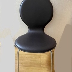【4/29引渡】イス　合成皮革　PVC 脚スチール　椅子　チェア