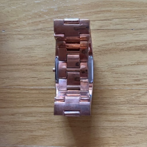 Cecil Mcbee 腕時計 ここま 中野栄のアクセサリー 腕時計 の中古 古着あげます 譲ります ジモティーで不用品の処分