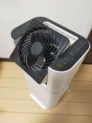 (美品)サーキュレーター衣類乾燥除湿機　アイリスオーヤマ　DDC-50
