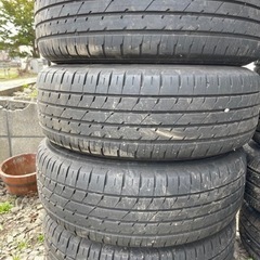 タイヤ付きアルミ