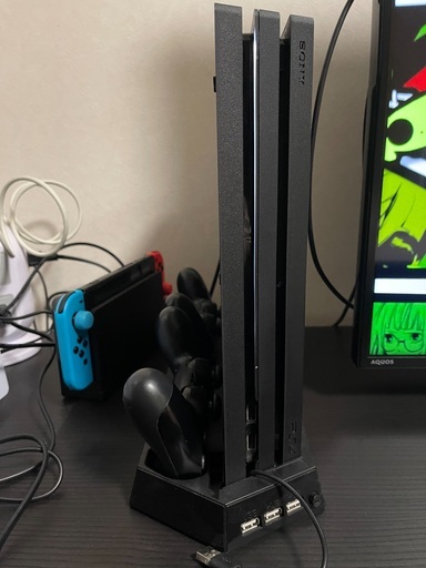 PS4 PRO +沢山のゲーム＋アクセソリ(Switch含めていません)