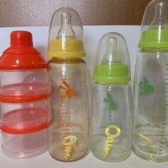 哺乳瓶  3段粉ケース ❣️ 合計4品❣️ 哺乳瓶セット❣️