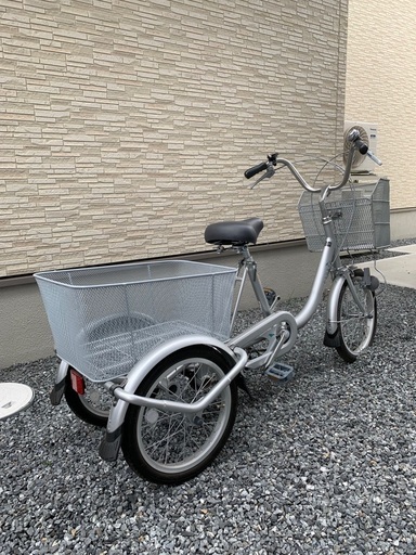 ☆ほぼ新品☆大人用の三輪自転車