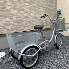 【ネット決済】☆ほぼ新品☆大人用の三輪自転車