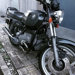 商談中。BMW R100