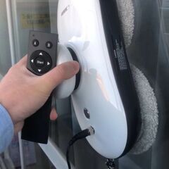 窓拭きロボット 窓掃除ロボット AI機能搭載 小型軽量 真空吸着 落下防止機能搭載 窓ガラス掃除