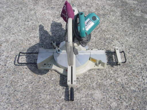 マキタ スライド丸ノコ （引き取り限定です）