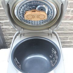 一人暮らし 揃え得な4点セット、2ドア冷蔵庫・5Kg洗濯機・フラット電子レンジ・IH炊飯器