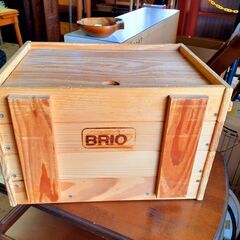 BRIO(ブリオ) ロゴ入り木箱 木製 箱 おもちゃ箱　/UJ-...