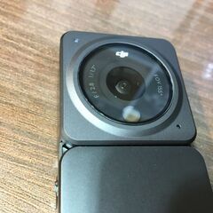 DJI ACTION2 アクションカメラ 展示品 AC2POC ケーブル欠品-【美品 