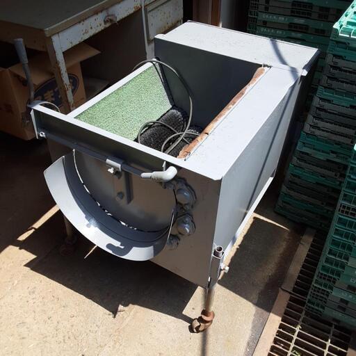 値下げしますよ。お気軽にお問い合わせください。動作確認済み。農業　機械　ニンジン洗浄機　ニシザワ　N U 600H　錆止めスプレーしてあります。日本人限定取引。