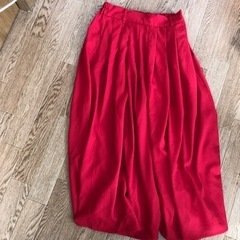 レディース　スカート　赤　Lサイズ　新品