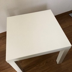 テーブル(IKEA)