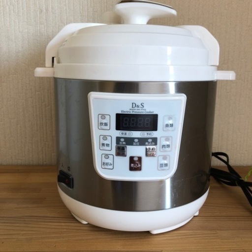 お取引き中　　美品✨使用頻度少　電気圧力鍋　ディノス　定価19800