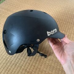 Bern  (バーン ) スポーツヘルメット