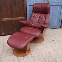 karimoku(カリモク家具)のTHE FIRST(ザ・ファースト) RU72 本革リクライニングチェアー&オットマン Lサイズ。北欧スタイルのレザーパーソナルチェアーはシアタールームにもおススメ♪CD224