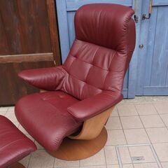 karimoku(カリモク家具)のTHE FIRST(ザ・ファースト) RU72 本革リクライニングチェアー&オットマン Lサイズ。北欧スタイルのレザーパーソナルチェアーはシアタールームにもおススメ♪CD224
