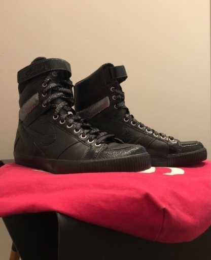 Women S レディース Nike ナイキ Possession Justified Ht ハイカット スニーカー ﾟ ﾟ 197r 相模原の靴 スニーカー の中古あげます 譲ります ジモティーで不用品の処分
