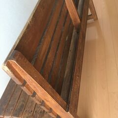教会で使われていたらしいベンチ