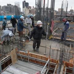 現場も近くて直行直帰も可！新築工事現場でのとび、土工の仕事です。 − 埼玉県