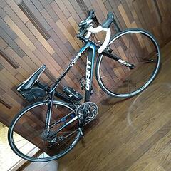 GIANT ロードバイク カーボンフレーム