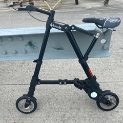 折り畳み軽量　自転車　とても軽いです。　85 k（体重）OK