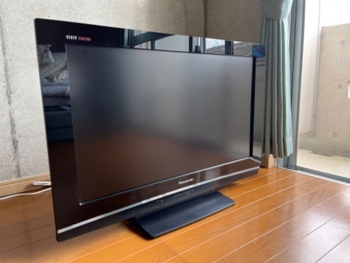 液晶テレビ32型　早い者勝ちです