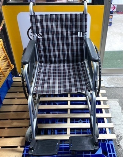 【日進医療】手動椅子　自走用車椅子　介護用車椅子　13,000円