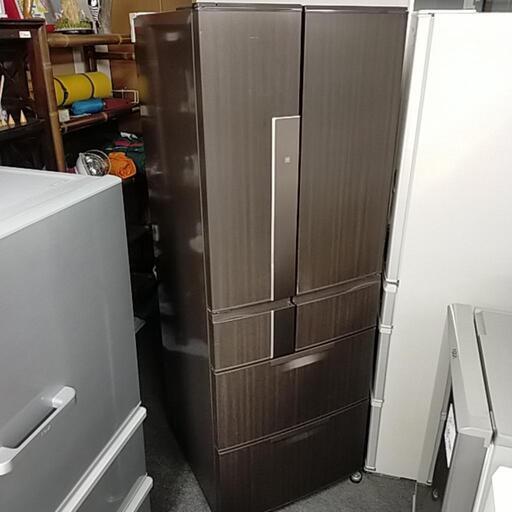 MITSUBISHI　520リットルサイズ6ドア冷蔵庫、お売りします。