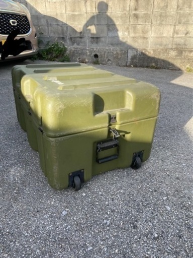 軍用品