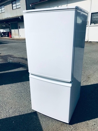 ♦️EJ127番 SHARPノンフロン冷凍冷蔵庫 【2015年製】