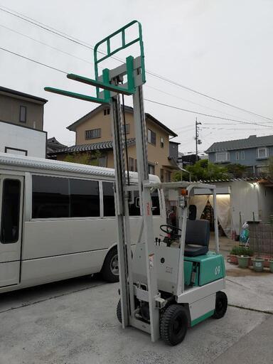 フォークリフト TCM 900kg バッテリー車 近隣格安配送
