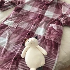 差し上げます❗️着る毛布&ツボ押しネコちゃん★新品未使用！