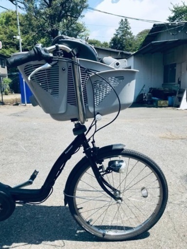 ①70番✨電動自転車 電動自転車YAMAHA PAS Raffini アイボリー 3人乗り