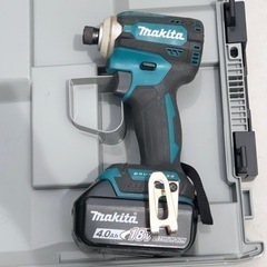 マキタ TD171D 充電式インパクトドライバ