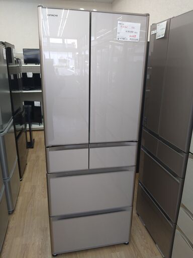 日立　6ﾄﾞｱ冷蔵庫　555L　2019年製　KJ588