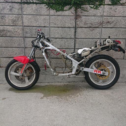 87'FZR250の画像