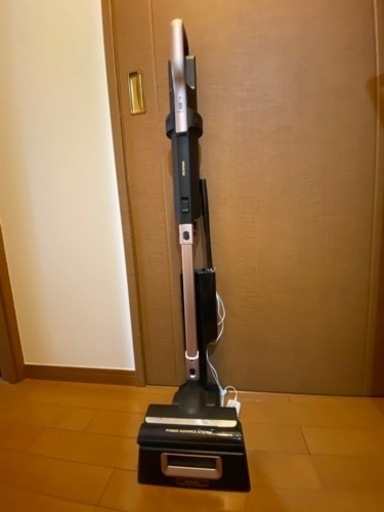 アイリスオーヤマ掃除機静電モップ付　値段交渉受け付けます