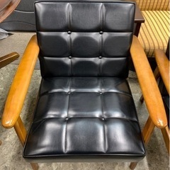 ◎超希少　カリモク　1人掛けソファ　レトロ　（送料込み） カリモク ヴィンテージ 1人がけソファ レトロ