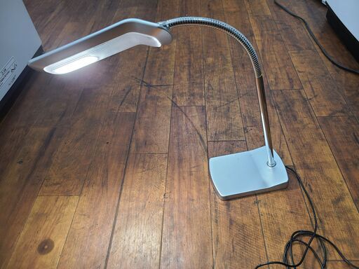 【リサイクルショップどりーむ天保山店】●1425●　ツインバード　LEDライト　スタンドライト　2008年製　LE15E型　明るさ３段階