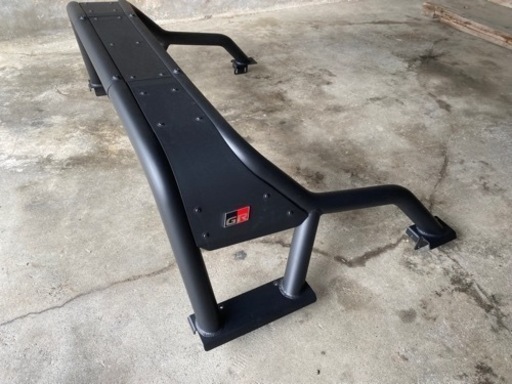 トヨタ　ハイラックス　GRスポーツバー
