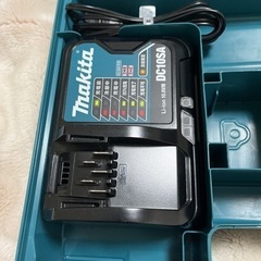 マキタ　充電式ドリルドライバー　DF033DSHX 