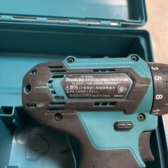 マキタ　充電式ドリルドライバー　DF033DSHX 