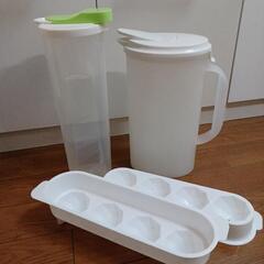 麦茶ポット2つ、丸氷用の製氷器のセット