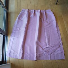 ニトリ　カーテン2枚　ピンク