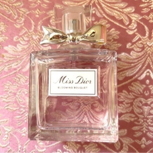 交渉中です♡ミスディオール 香水 ブルーミングブーケ Miss Dior 100ml 大人気