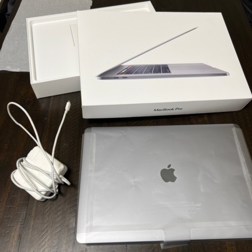 その他 MacBook Pro 2018 MR932J/A 16 256 Core i7