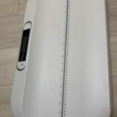 体重計　赤ちゃん　scale
