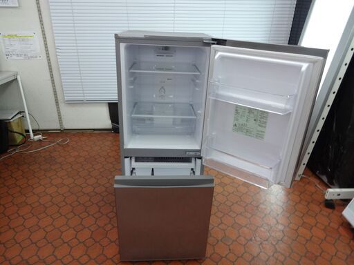 ID 004436　冷蔵庫　２ドア　アクア　126L　２０１９年製　AQR-13H（S)